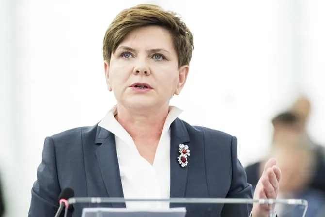Polonia rechaza injerencia de Unión Europea y no despenalizará aborto