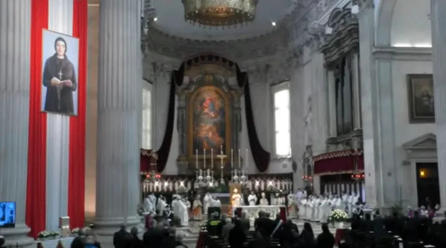 Misa de beatificación de Sor Lucia Ripamonti. Foto: Captura de Youtube?w=200&h=150