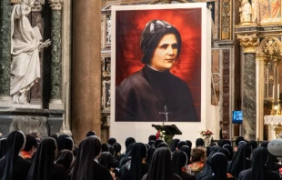 La imagen de la nueva beata Clelia Merloni en la Basu00edlica de San Juan de Letru00e1n. Foto: Gianluca Teseo / ACI Prensa 
