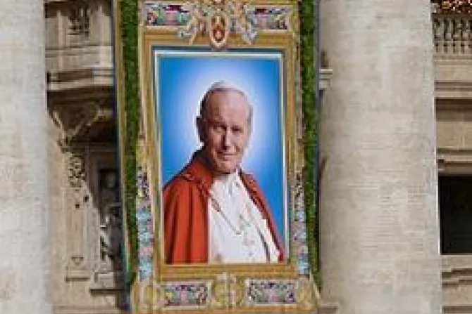 "Esta es la foto de mi vida", afirma autor del retrato oficial del Beato Juan Pablo II