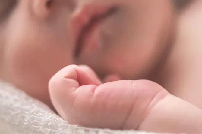 Obispos aplauden orden ejecutiva de Trump que protege a bebés sobrevivientes del aborto