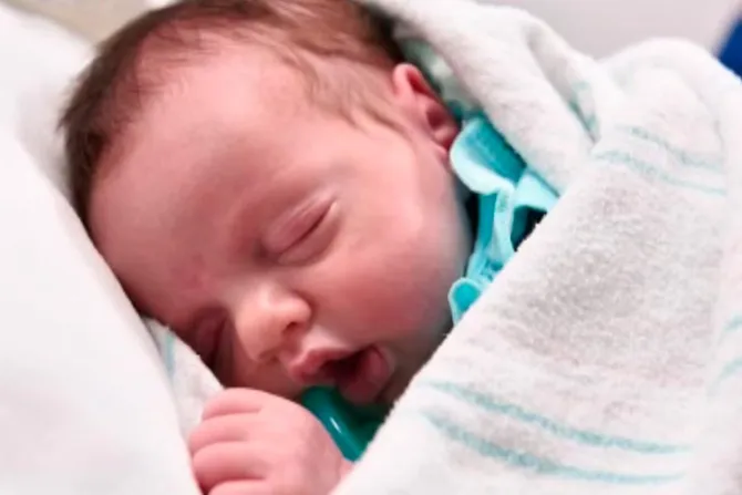 [VIDEO] Esta bebé nació dos veces: Conoce su impactante historia