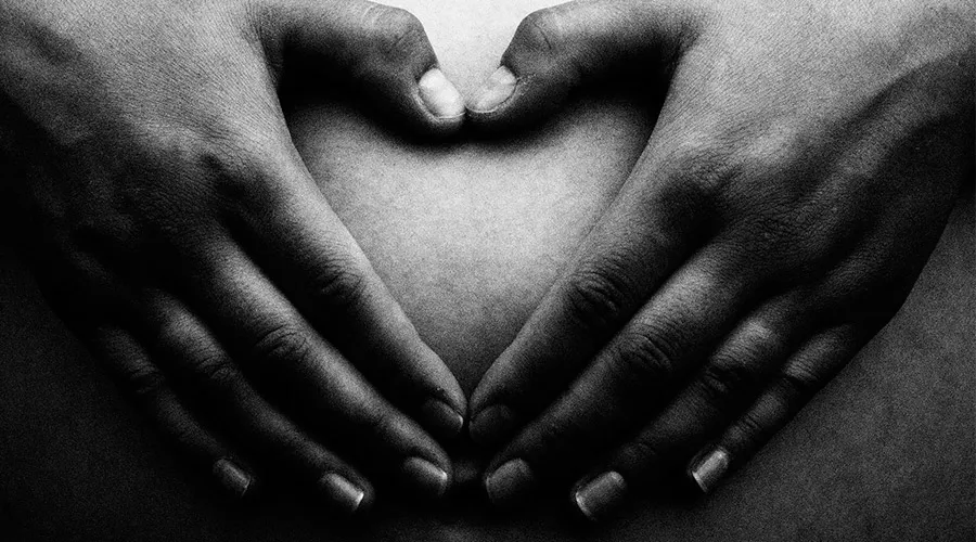 Estudio señala que bebés en el vientre pueden sentir dolor mucho antes de lo pensado
