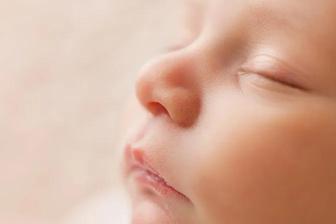 Advierten preocupaciones éticas en supuesto nacimiento de bebés genéticamente modificados