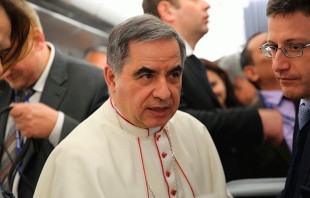 El Cardenal Becciu en una imagen de archivo. Foto: ACI Prensa 