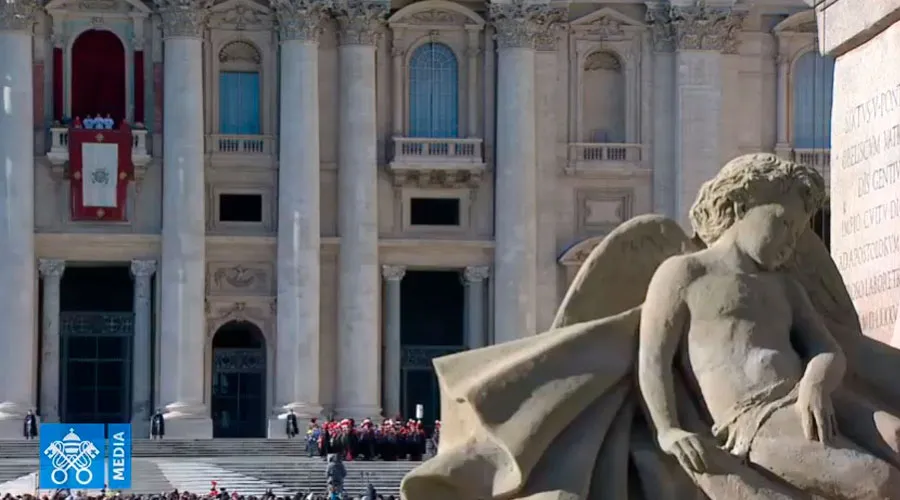 El Papa pronuncia su mensaje antes de la Bendición. Foto: Captura de Youtube