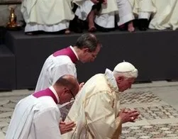 El Papa preside la Misa de la Cena del Señor de Jueves Santo, Abril de 2011?w=200&h=150