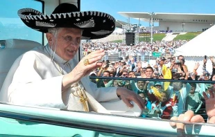 Benedicto XVI en el Parque Bicentenario en Guanajuato en Mu00e9xico. Cru00e9dito: Vatican News 