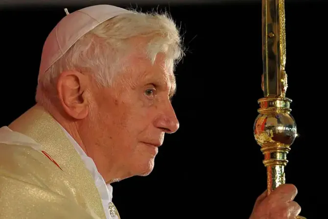 Benedicto XVI afrontó con valentía dos grandes escándalos que golpearon la Iglesia