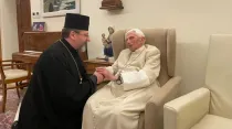 Benedicto XVI y el líder de la Iglesia greco-católica Ucraniana. Crédito: Secretariado en Roma del Arzobispo Mayor de la Iglesia greco-católica
