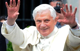 Papa Benedicto XVI (2010). Cru00e9dito: Catholic Church England and Wales - u00a9 Mazur (CC BY-NC-ND 2.0) 