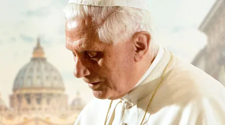 Documental revela que Mons. Ganswein intentó convencer a Benedicto XVI de no renunciar