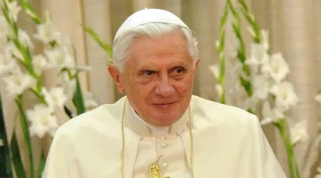 Las 3 encíclicas de Benedicto XVI que debes leer para entender su Magisterio