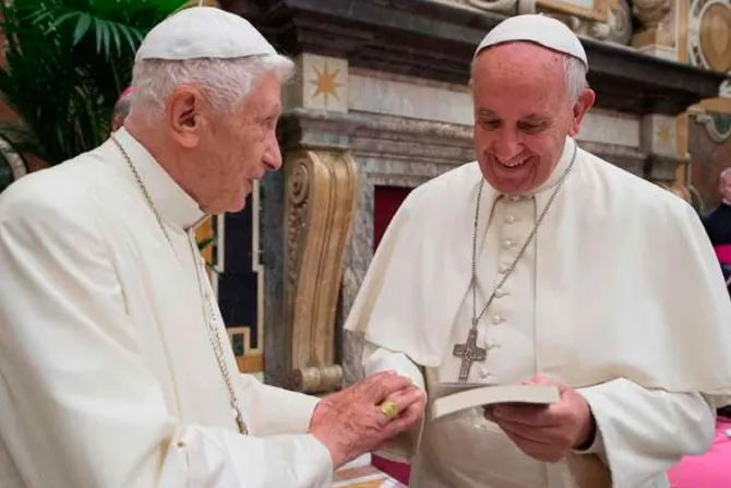 Benedicto XVI podría asistir a clausura del Año Santo de la Misericordia