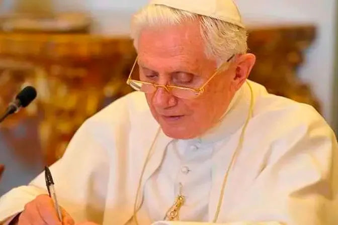 Benedicto XVI lamenta falta de fe de las instituciones de la Iglesia en Alemania