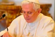 Ignatius Press: Decir que Benedicto XVI no es coautor de libro sobre el celibato es falso