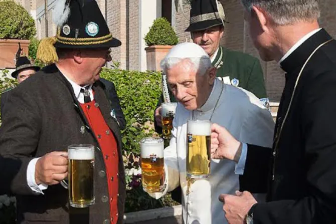 Benedicto XVI: Crean cerveza en su honor en Estados Unidos