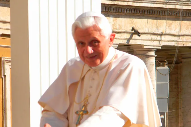 Benedicto XVI: Misión de la Iglesia es llevar el evangelio a todas las naciones