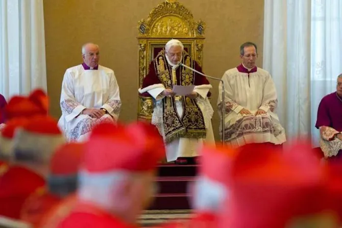 P. Lombardi relata cómo se encuentra Benedicto XVI a 4 años de su renuncia al pontificado