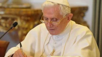 Papa Emu00e9rito Benedicto XVI / Cru00e9dito: L'Osservatore Romano