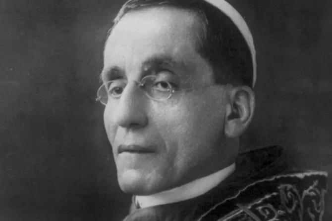 Cardenal destaca actualidad de carta de Benedicto XV contra “inútil masacre” de la guerra
