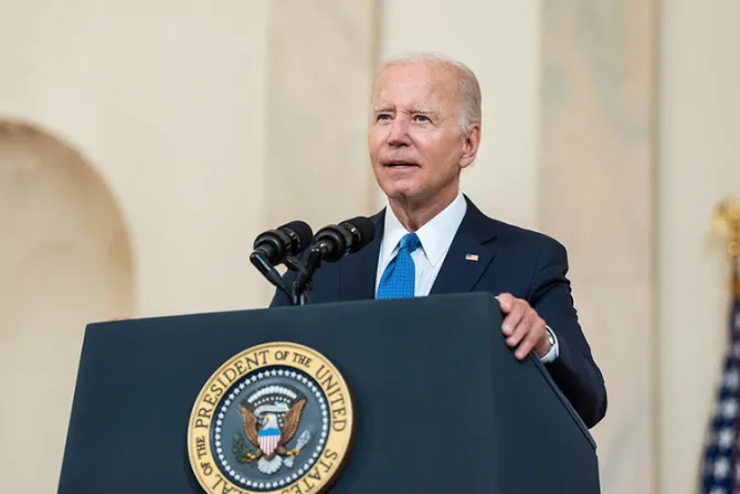Biden promete restituir el “derecho” al aborto si demócratas logran mayoría en el Congreso