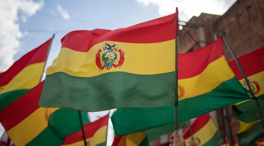Arzobispo pide un urgente “cambio profundo” hacia la paz en Bolivia