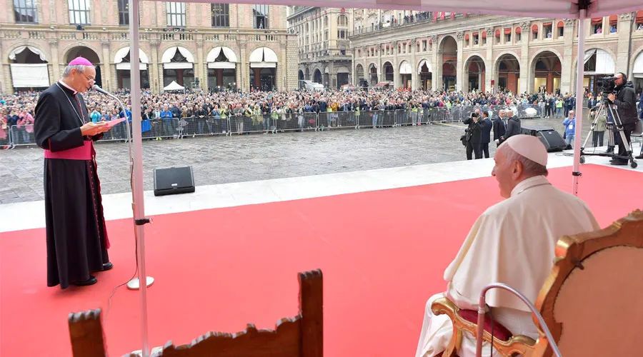 El Papa Francisco en Bologna ante trabajadores. Foto: L'Osservatore Romano?w=200&h=150