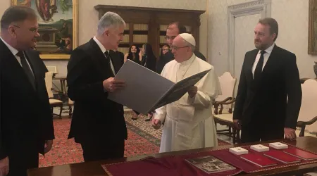 Papa Francisco recibe a los miembros de la Presidencia de Bosnia y Herzegovina
