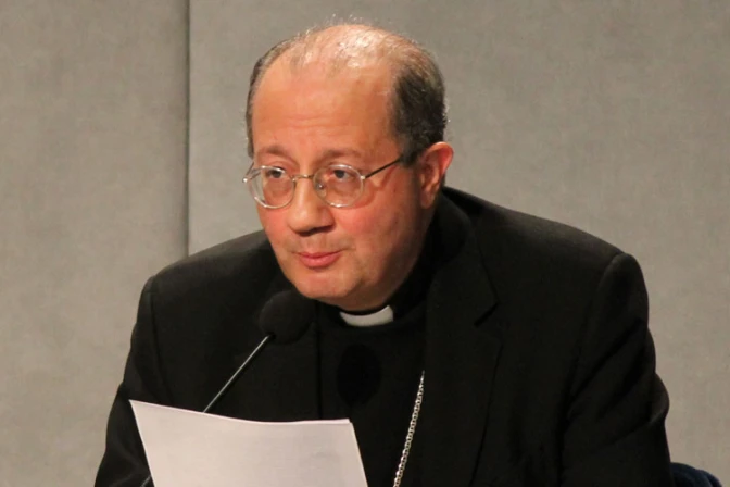 Una mala traducción en el Sínodo de la Familia generó el caos