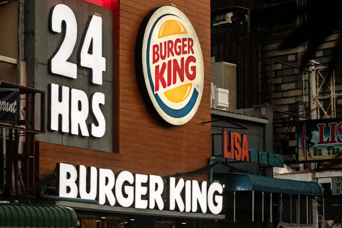 Burger King pide perdón y anuncia retiro inmediato de campaña blasfema en Semana Santa