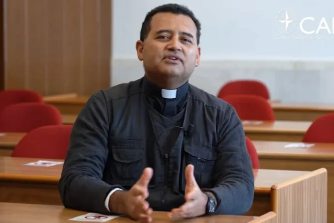 Difunden la historia de cientos de sacerdotes y religiosos formados con becas [VÍDEO]