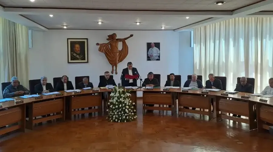 Los Obispos de la Conferencia Episcopal Boliviana reunidos en Asamblea. Crédito: Arquidiócesis de Cochabamba?w=200&h=150