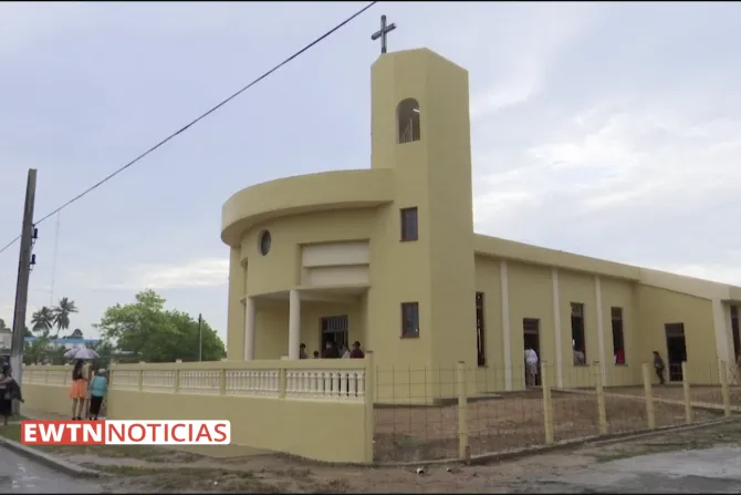 Inauguran la primera iglesia en Cuba después de 60 años de comunismo