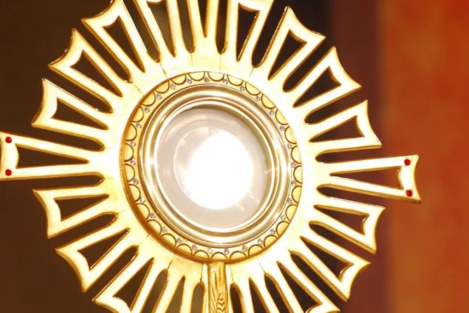 No es posible vivir sin la Eucaristía, recuerda Secretario de Estado del Vaticano