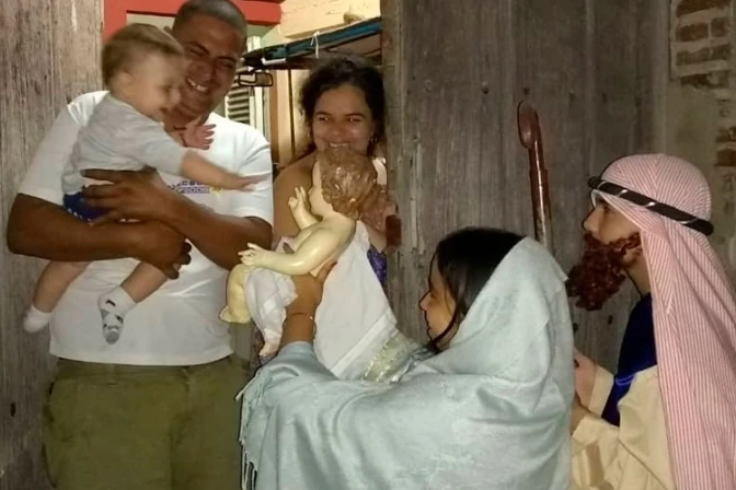 Cuba prohíbe a la Iglesia en Camagüey recorrer calles con el Niño Jesús