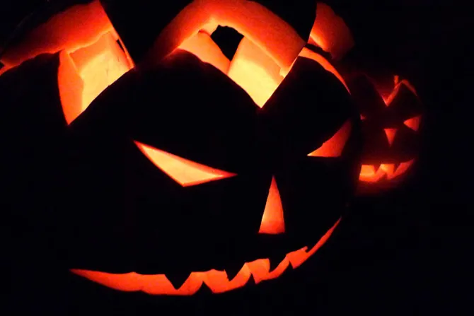 ¿Es Halloween un juego inocente o peligroso? Exorcista responde