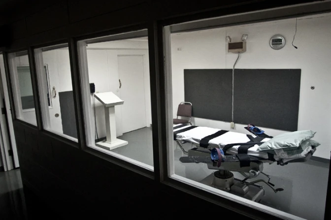 Santa Sede ante la ONU alienta a abolir la pena de muerte