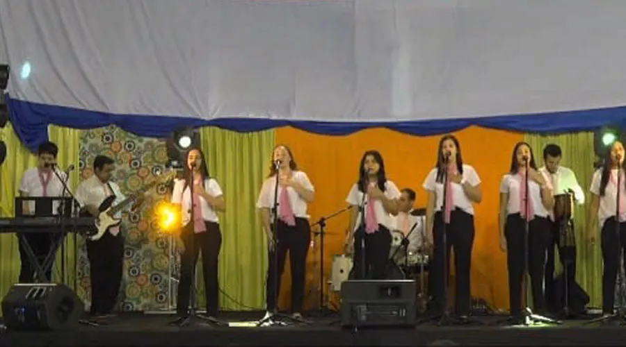 Comunidad REDES interpreta la canción “Catequista para siempre”. Crédito: Conferencia Episcopal del Paraguay.?w=200&h=150