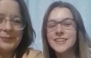 Roxana Sosa (izq.) con su hija Candela Giarda (der.). Cortesu00eda 