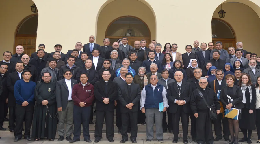 Los participantes del curso de actualización de derecho canónico. Foto: Arzobispado de Lima