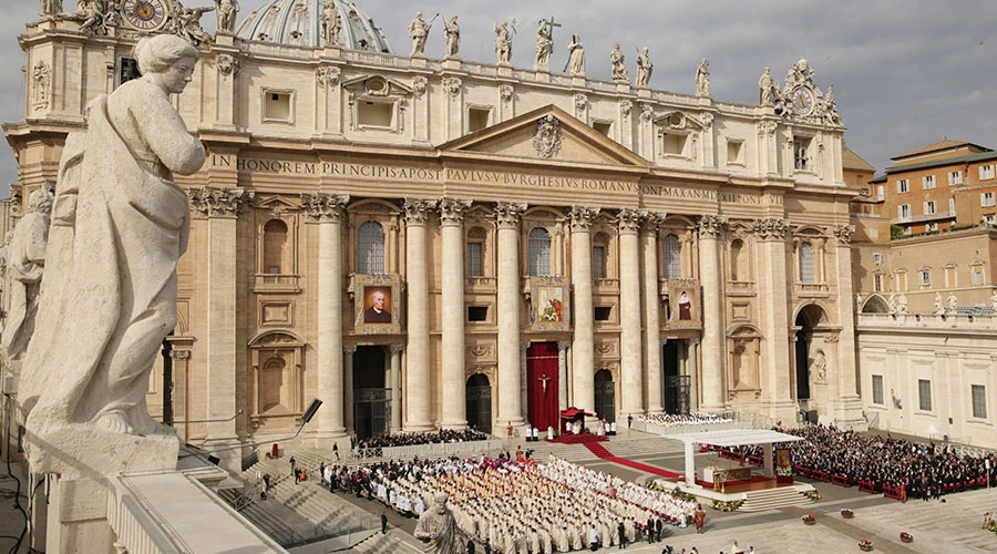 Canonización de cuatro beatos en el Vaticano. Foto Daniel Ibáñez / ACI Prensa?w=200&h=150