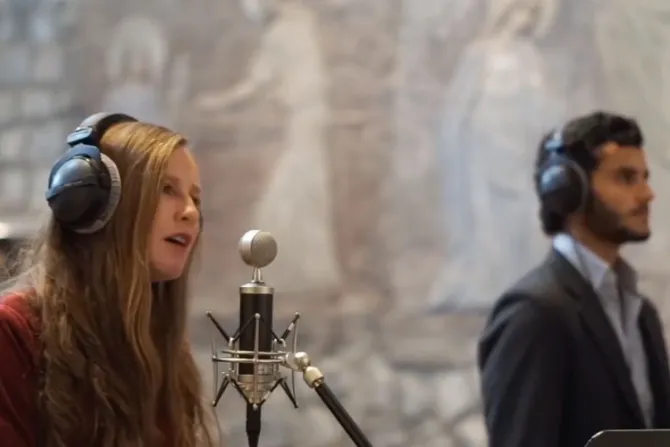 Jóvenes músicos lanzan nueva versión del tradicional himno “Adoro te devote” [VIDEO]