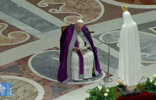El Papa consagra Ucrania y Rusia a la Virgen María. Crédito: Captura de YouTube Vatican Media 