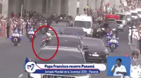 VIDEO: Seguridad del Papa Francisco se lleva gran susto en Panamá