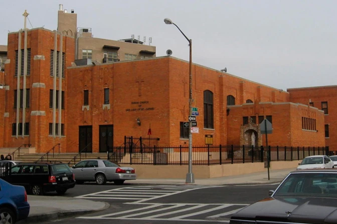 Capturan a sujeto acusado de vandalizar iglesia en Estados Unidos