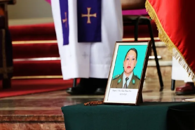 Iglesia se une al dolor y llama a la paz tras asesinato de carabinera