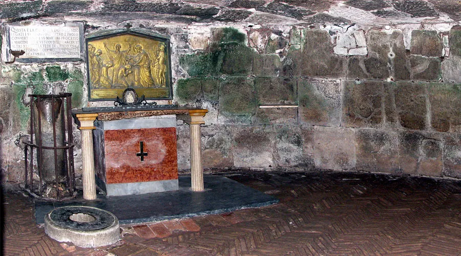 Interior de la Cárcel Mamertina en Roma. Foto: Wikipedia (Dominio público)