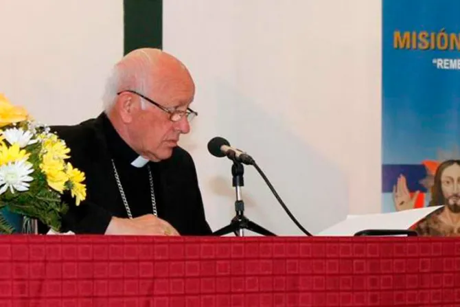 Chile: Cardenal Ezzati llamó al clero a denunciar casos de abusos sexuales