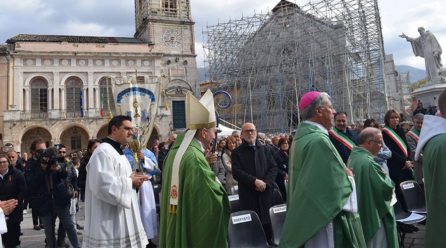 El Cardenal Parolin durante la Misa. Foto: Diócesis de Norcia?w=200&h=150